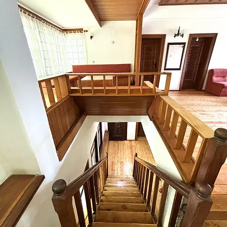 Ivanca Boncheva Affittacamere 3*